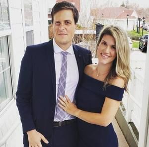 Meet your Posher, Dee